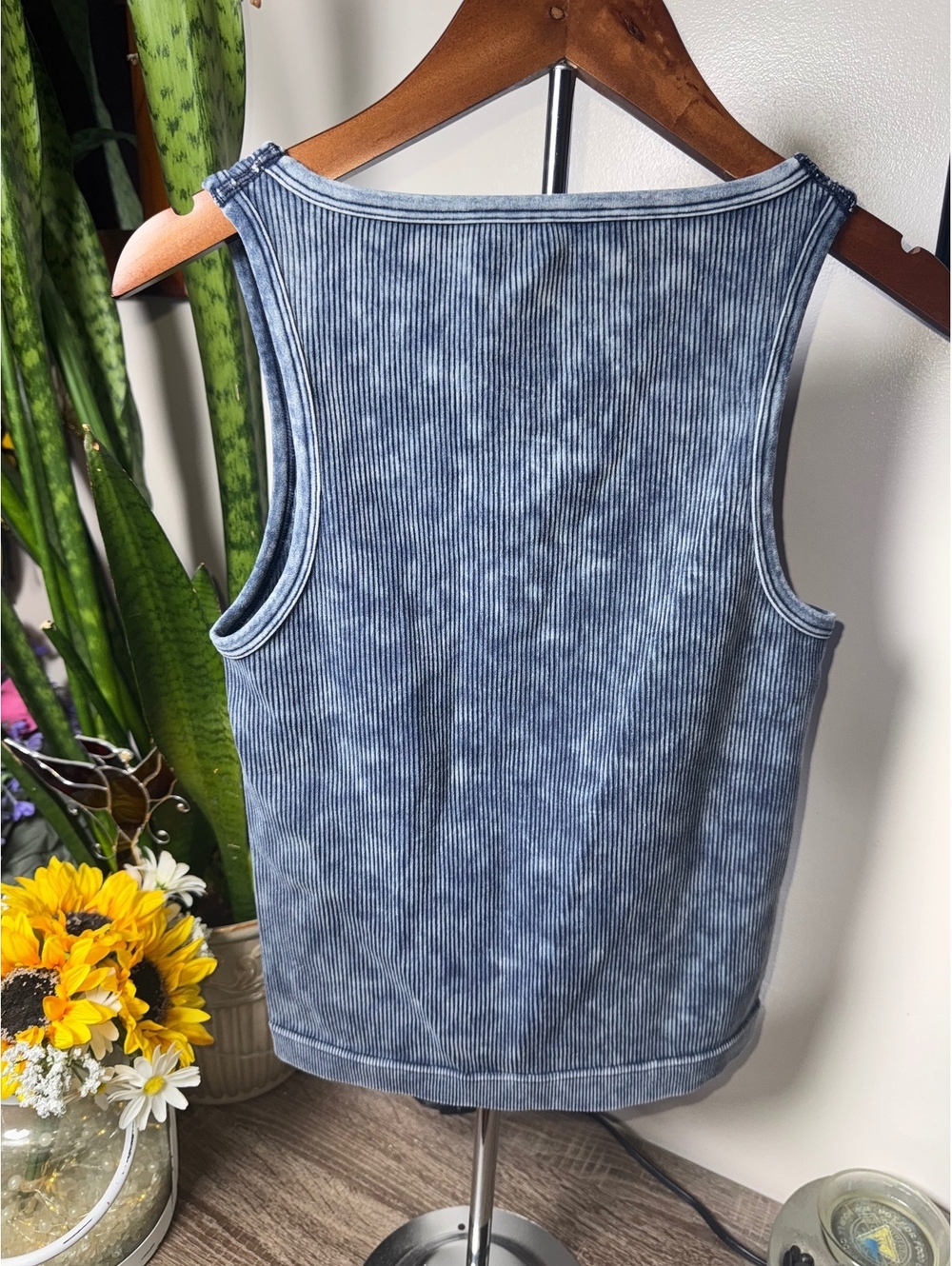 Zenana Washed Ribbed Seamless Button Up Tank Top - Picture 2 of 3